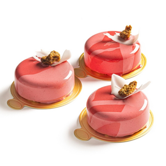 Strawberry Miniatures (box of 8)